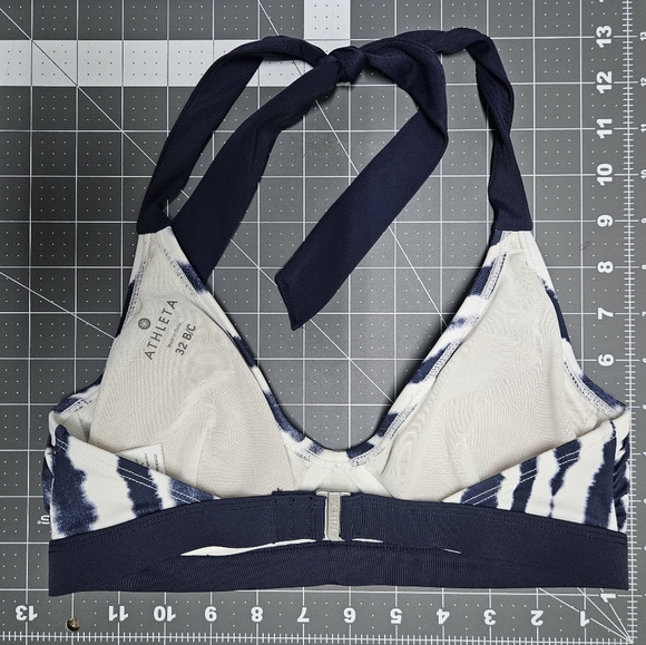 Athleta Wave Break Tie-Dye Navy Bikini Halter V-Neck Top 32 B/C - Picture 9 of 9